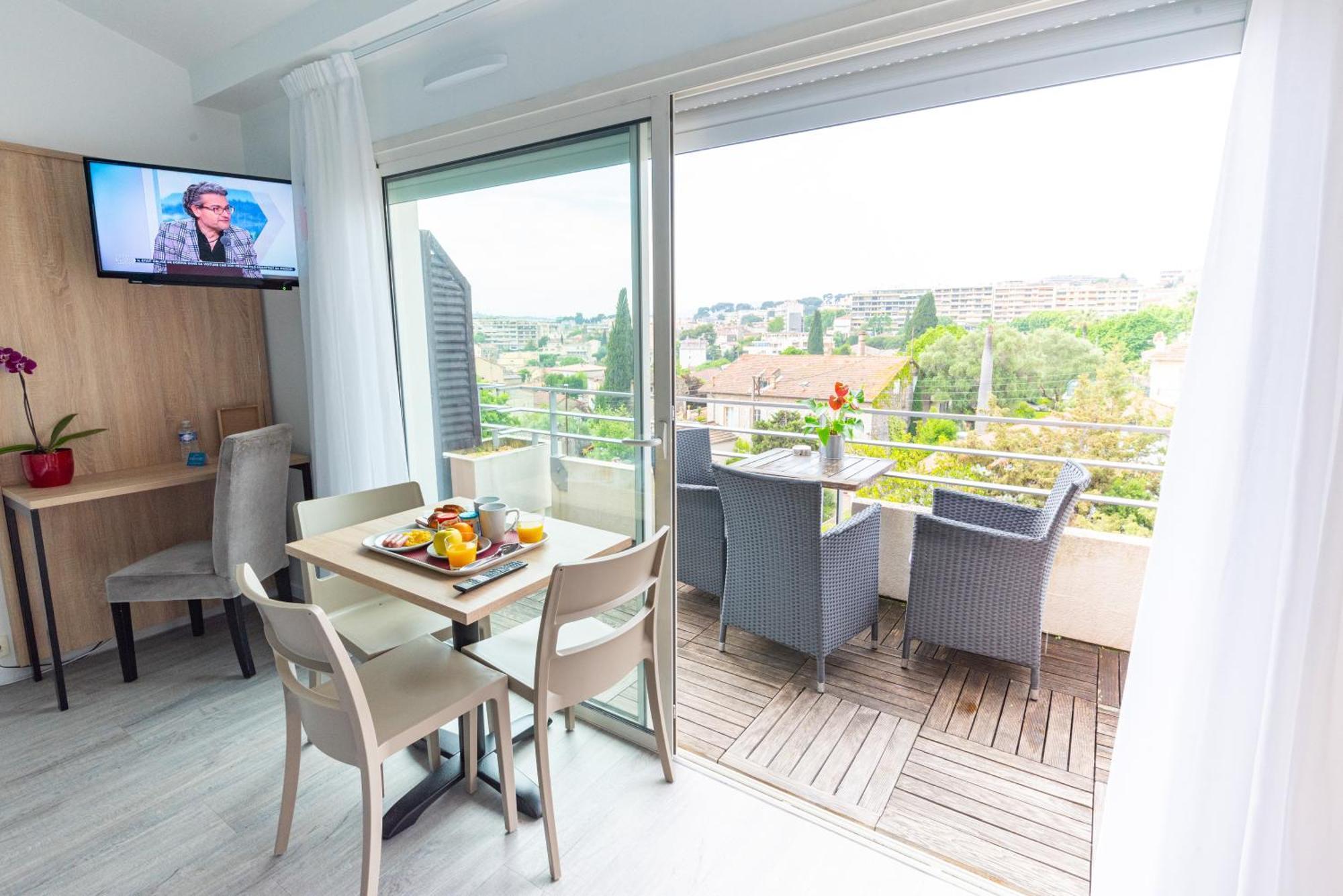 Zenitude Hotel-Residences لو كانيت المظهر الخارجي الصورة